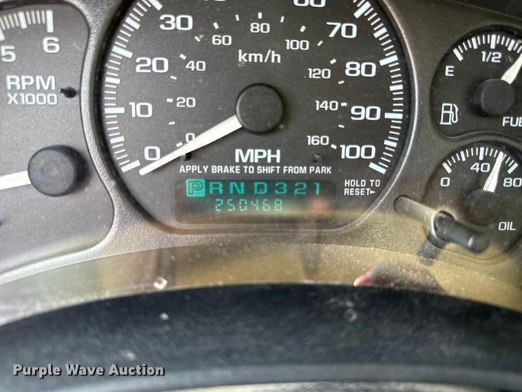 image for item ED4450 2002 Chevrolet Silverado Ext. Cab pickup truck