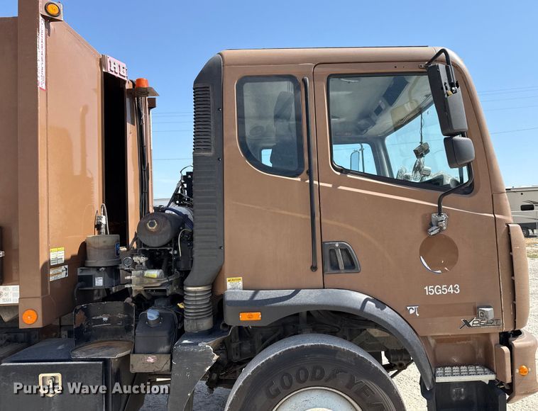 image for item ED5802 2016 Autocar refuse truck