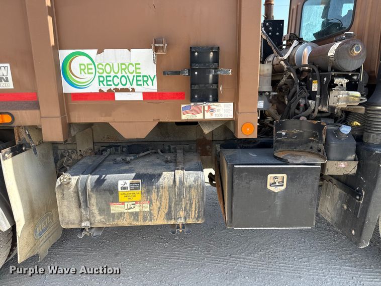 image for item ED5802 2016 Autocar refuse truck