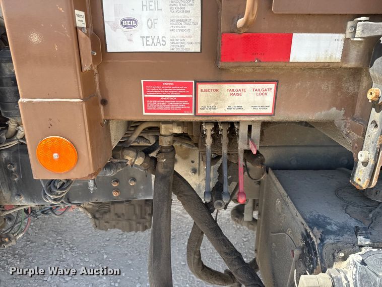 image for item ED5802 2016 Autocar refuse truck