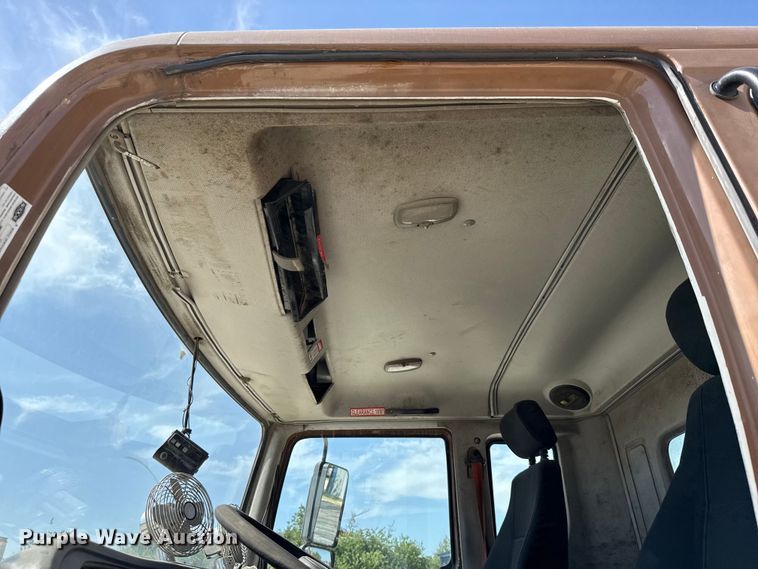 image for item ED5802 2016 Autocar refuse truck