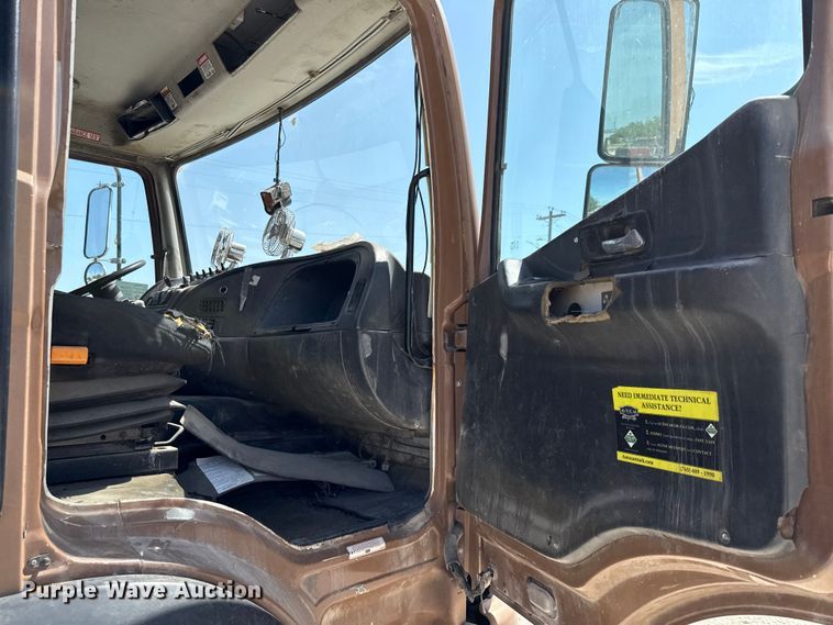 image for item ED5802 2016 Autocar refuse truck