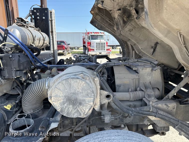 image for item ED5802 2016 Autocar refuse truck