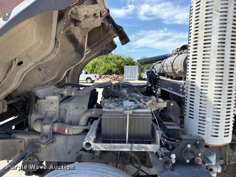 image for item ED5802 2016 Autocar refuse truck