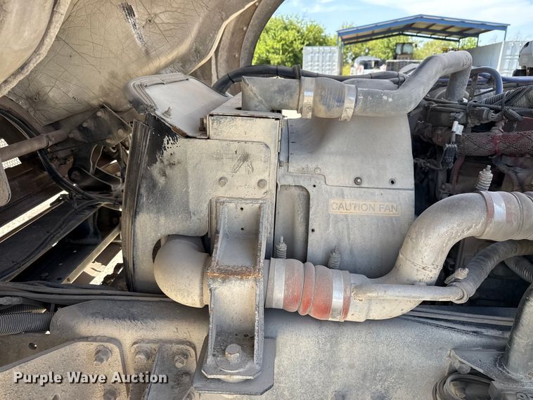 image for item ED5802 2016 Autocar refuse truck