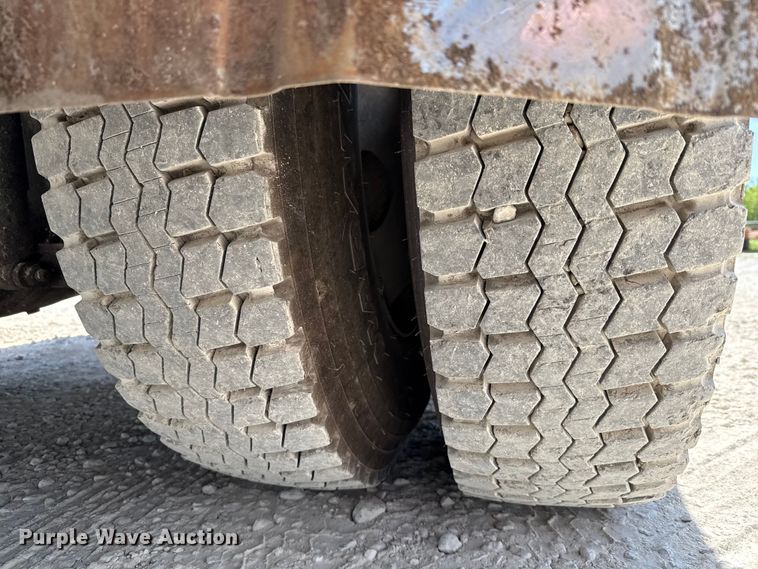 image for item ED5802 2016 Autocar refuse truck