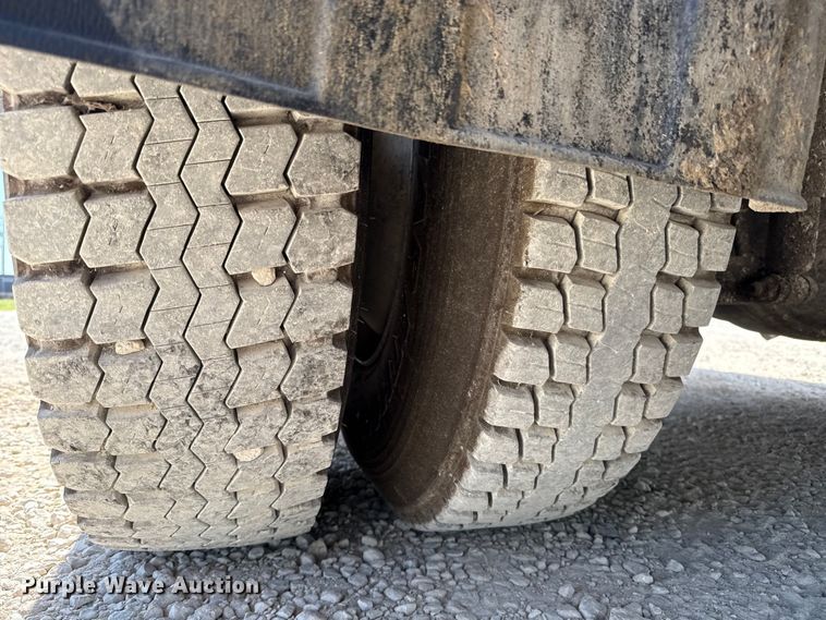 image for item ED5802 2016 Autocar refuse truck