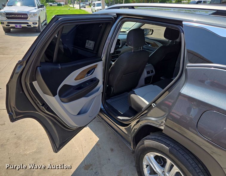 image for item EF1499 2021 GMC Terrain SUV