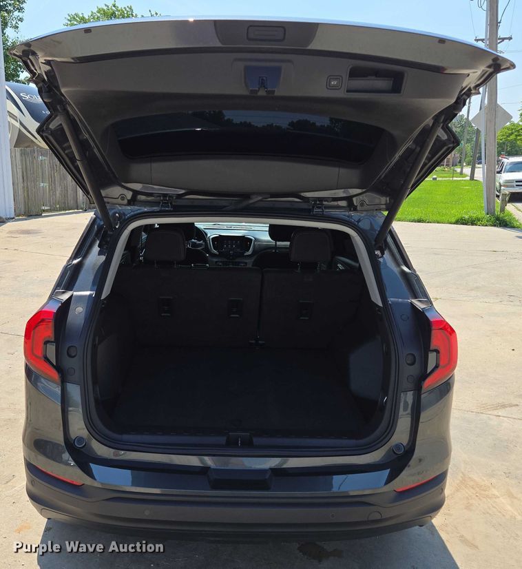 image for item EF1499 2021 GMC Terrain SUV