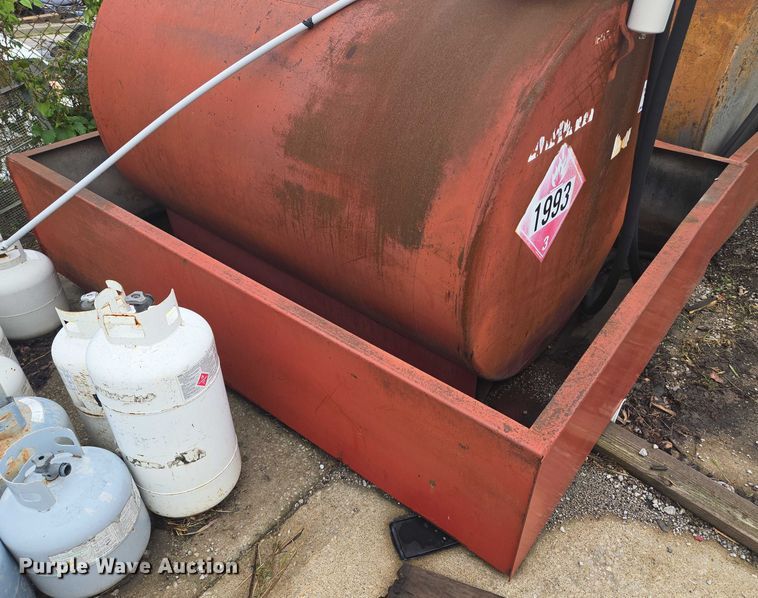 image for item EF1792 Fuel tank