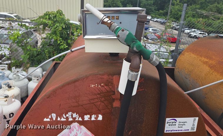 image for item EF1792 Fuel tank