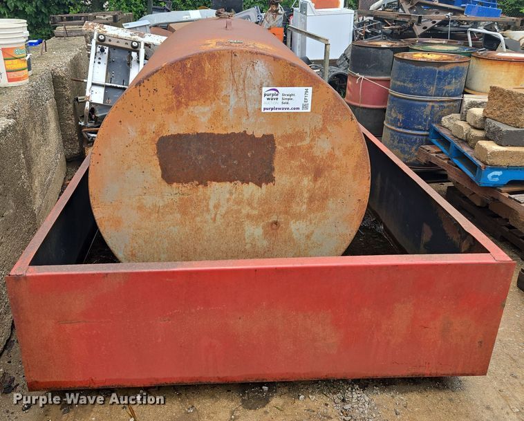 image for item EF1794 Fuel tank with containment vessel