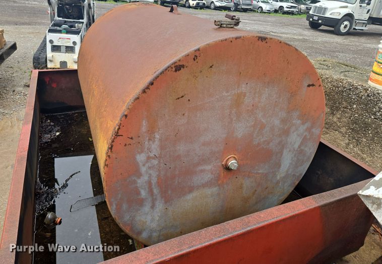 image for item EF1794 Fuel tank with containment vessel