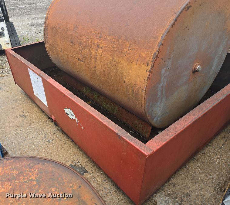 image for item EF1794 Fuel tank with containment vessel
