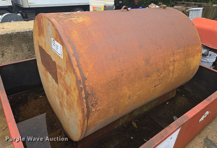 image for item EF1794 Fuel tank with containment vessel