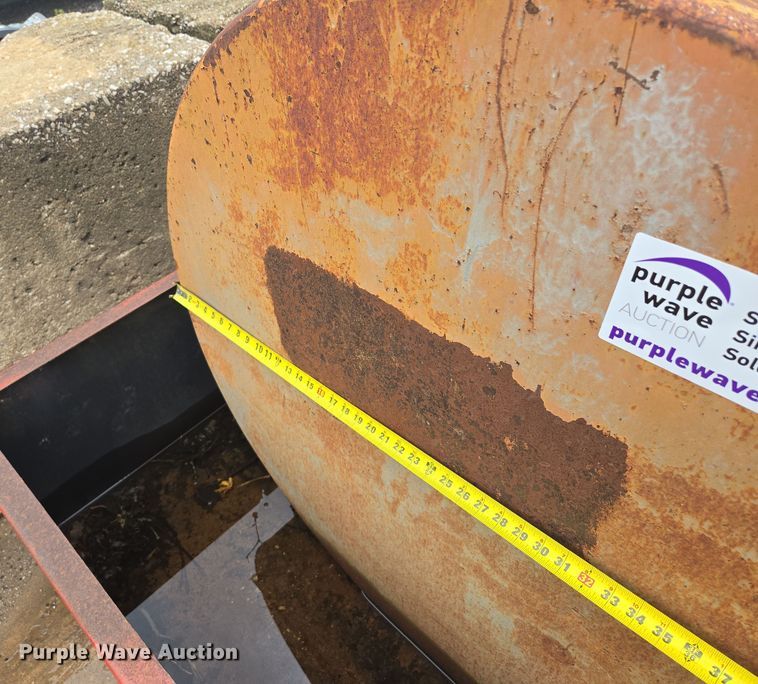 image for item EF1794 Fuel tank with containment vessel