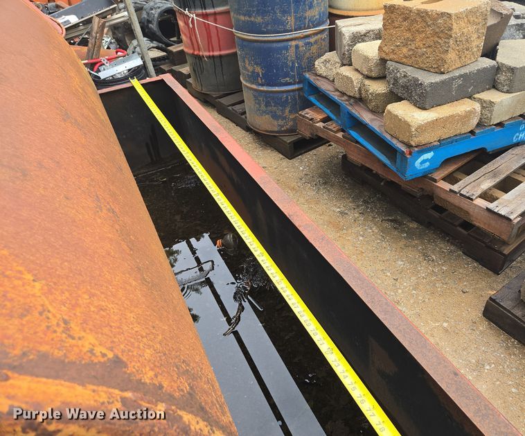 image for item EF1794 Fuel tank with containment vessel