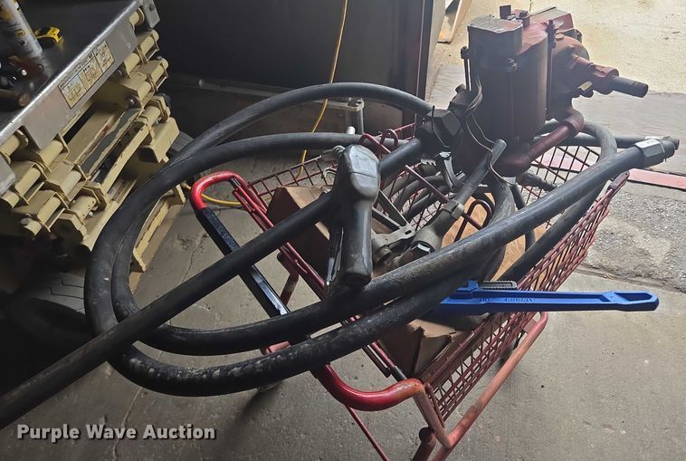 image for item EF1794 Fuel tank with containment vessel