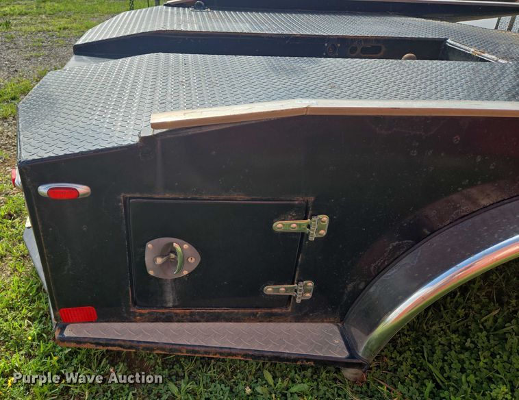 image for item EF1800 CM Truck Beds 501419 flatbed