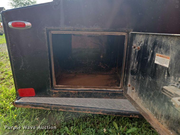 image for item EF1800 CM Truck Beds 501419 flatbed