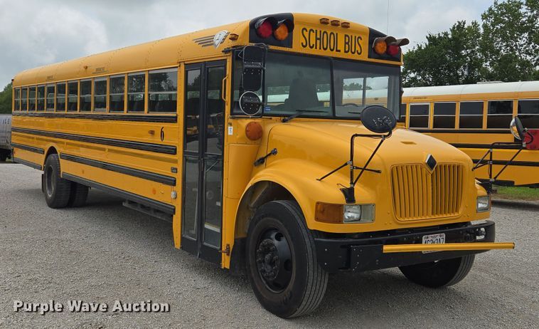 image for item EF1802 2003 International 3000 school bus