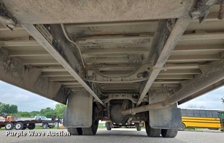 image for item EF1802 2003 International 3000 school bus