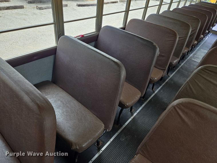 image for item EF1802 2003 International 3000 school bus