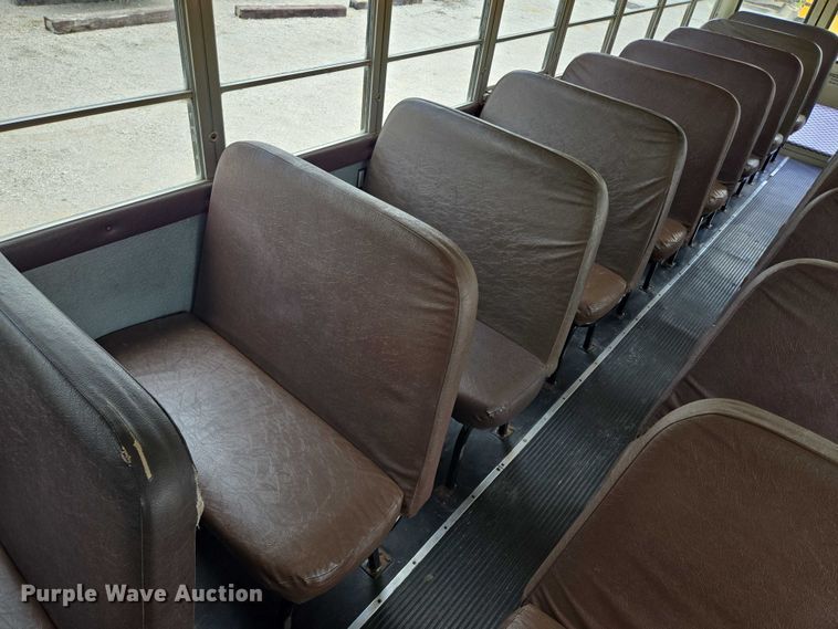 image for item EF1802 2003 International 3000 school bus