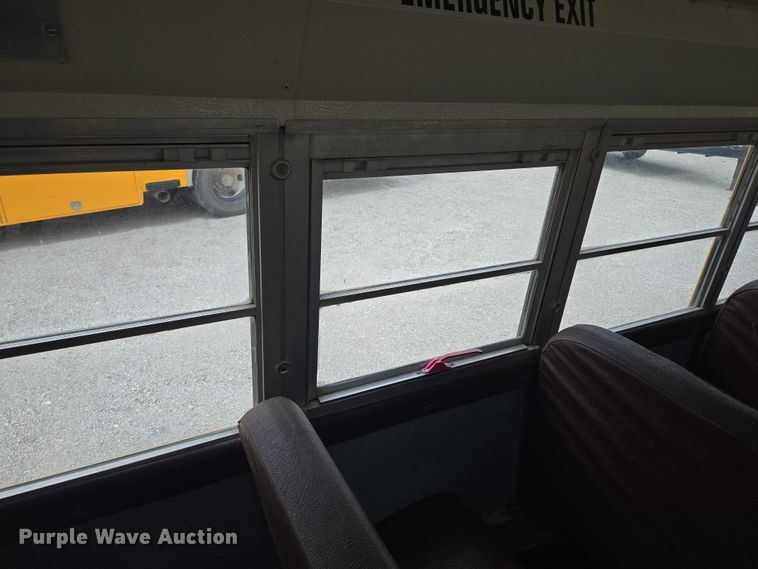 image for item EF1802 2003 International 3000 school bus