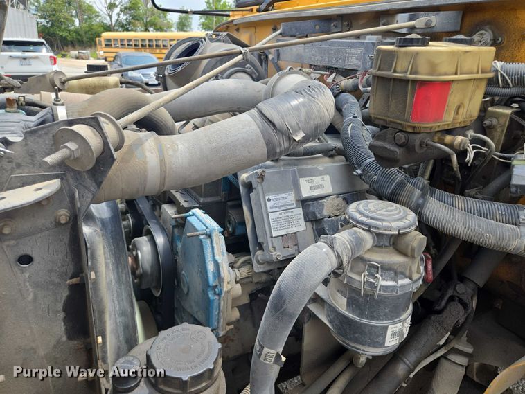 image for item EF1802 2003 International 3000 school bus