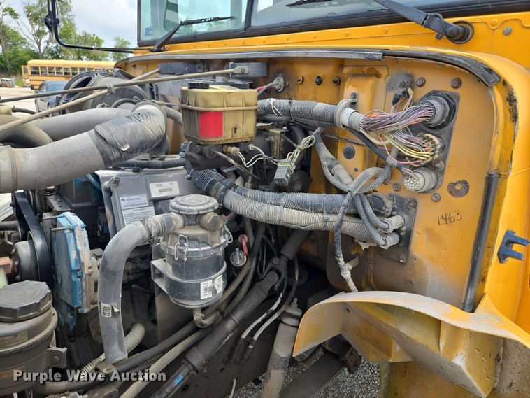 image for item EF1802 2003 International 3000 school bus