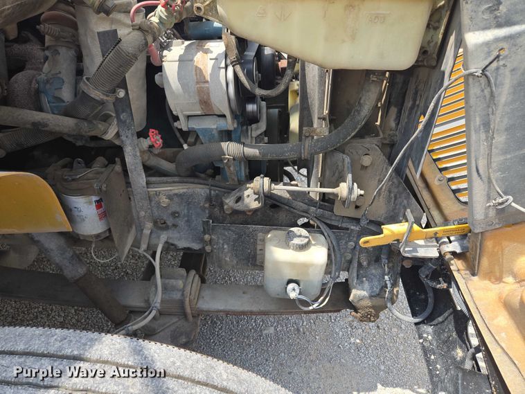 image for item EF1802 2003 International 3000 school bus