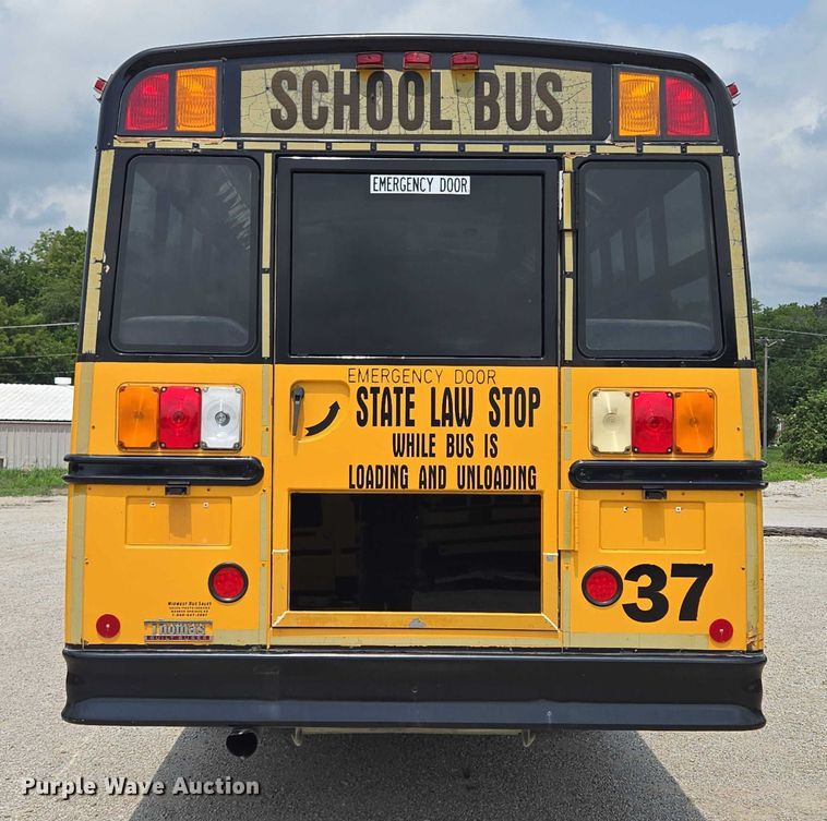 image for item EF1803 2007 Thomas Built B2 school bus