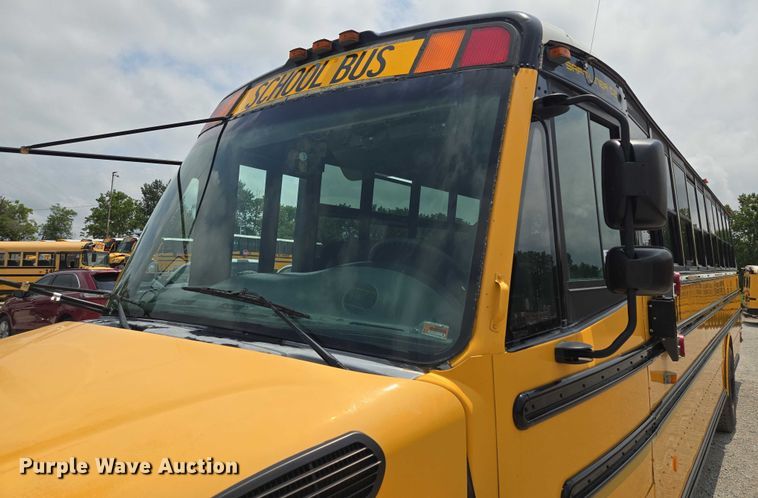 image for item EF1803 2007 Thomas Built B2 school bus