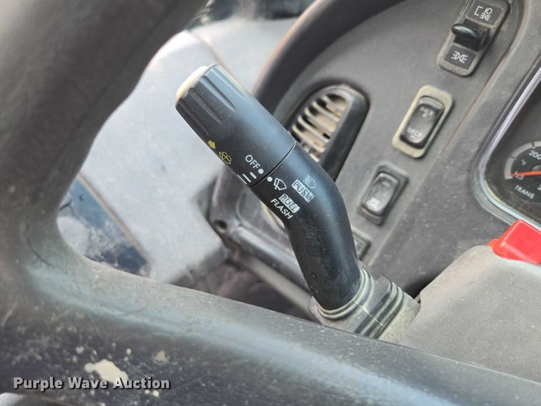 image for item EF1803 2007 Thomas Built B2 school bus