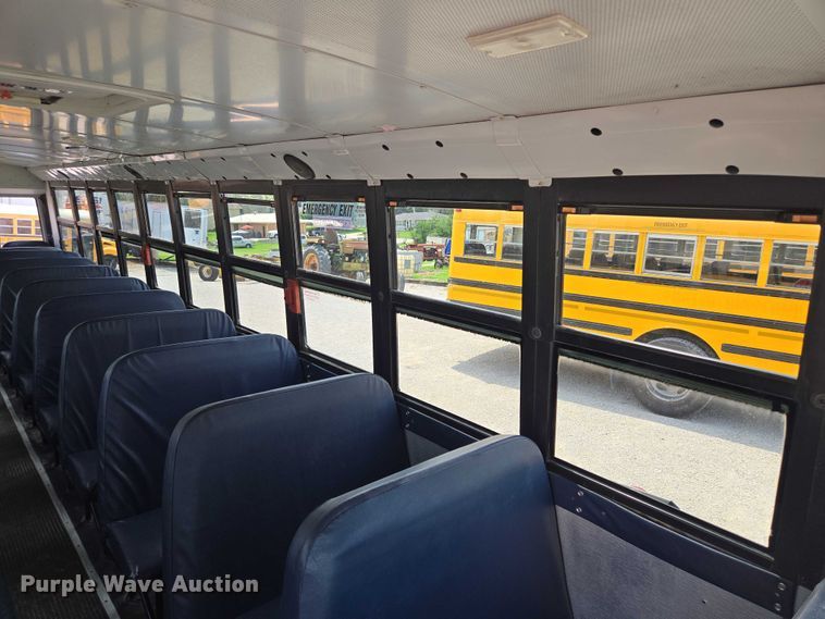 image for item EF1803 2007 Thomas Built B2 school bus