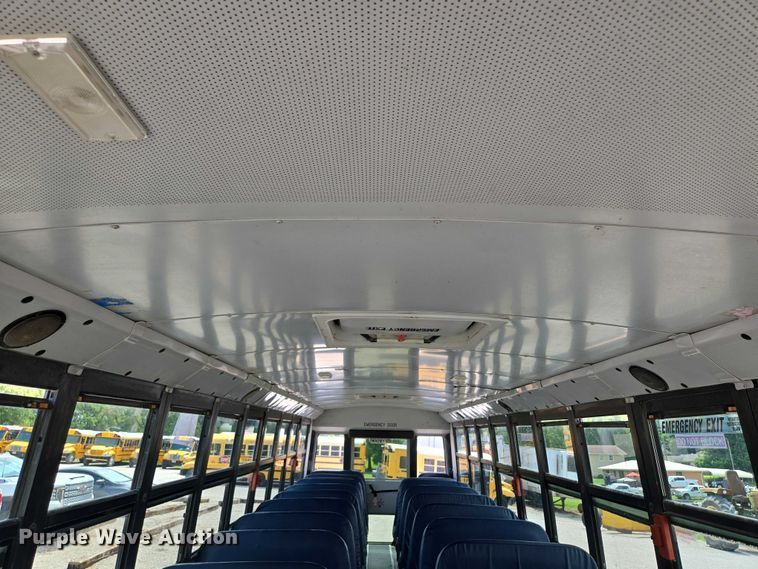 image for item EF1803 2007 Thomas Built B2 school bus