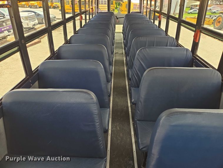 image for item EF1803 2007 Thomas Built B2 school bus