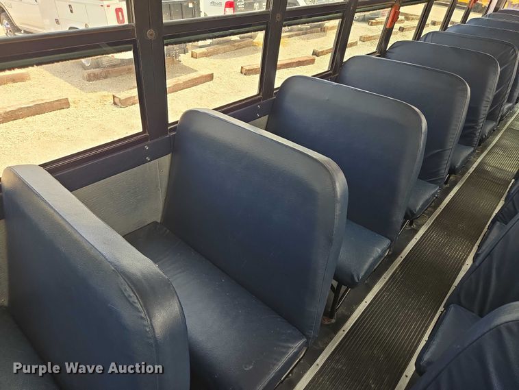 image for item EF1803 2007 Thomas Built B2 school bus