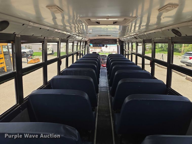 image for item EF1803 2007 Thomas Built B2 school bus