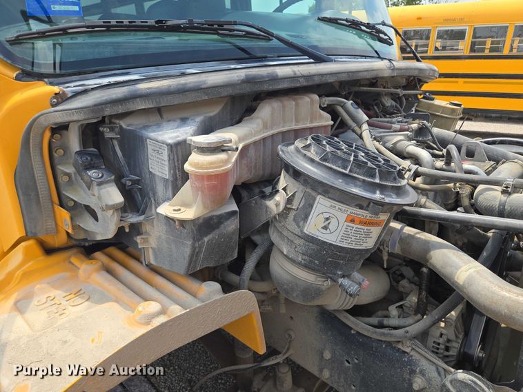 image for item EF1803 2007 Thomas Built B2 school bus