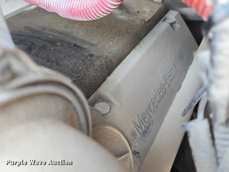 image for item EF1803 2007 Thomas Built B2 school bus