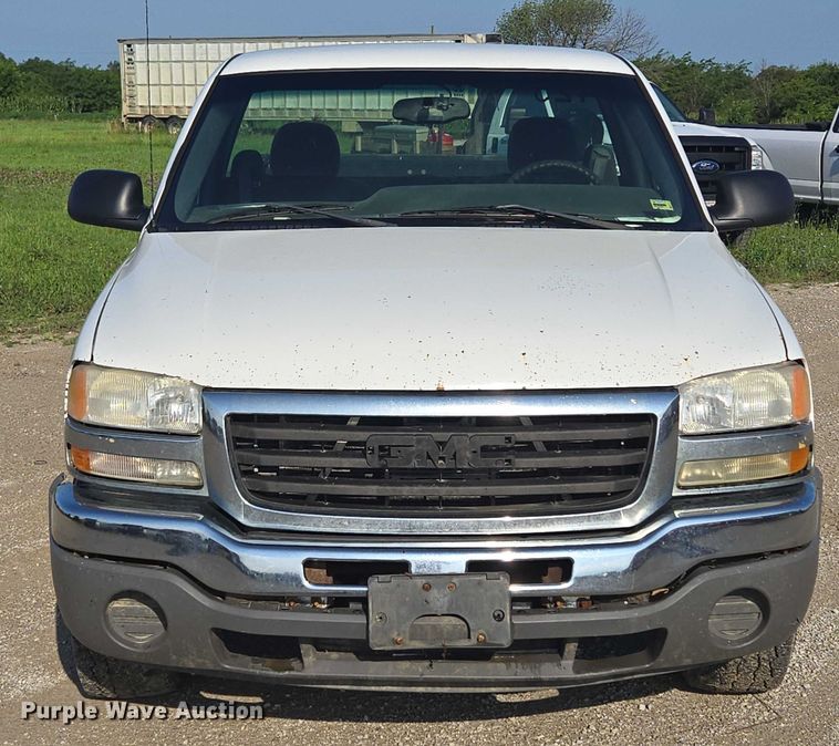 image for item EF1804 2007 GMC Sierra 1500 SL  pickup truck