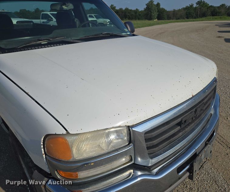 image for item EF1804 2007 GMC Sierra 1500 SL  pickup truck