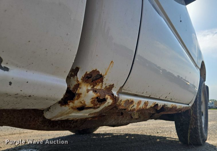 image for item EF1804 2007 GMC Sierra 1500 SL  pickup truck