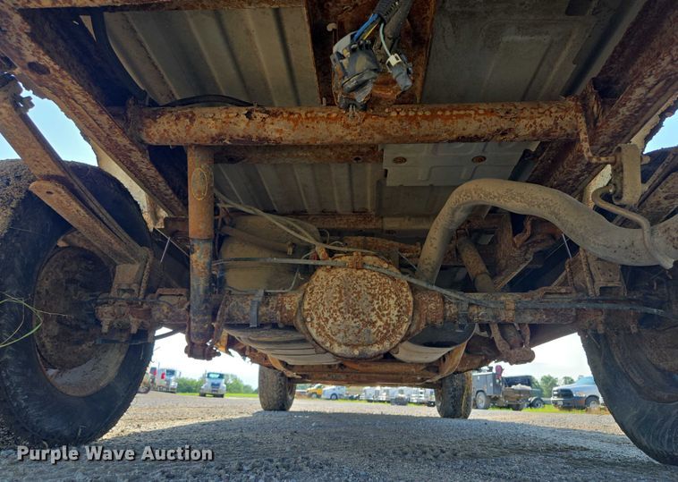 image for item EF1804 2007 GMC Sierra 1500 SL  pickup truck