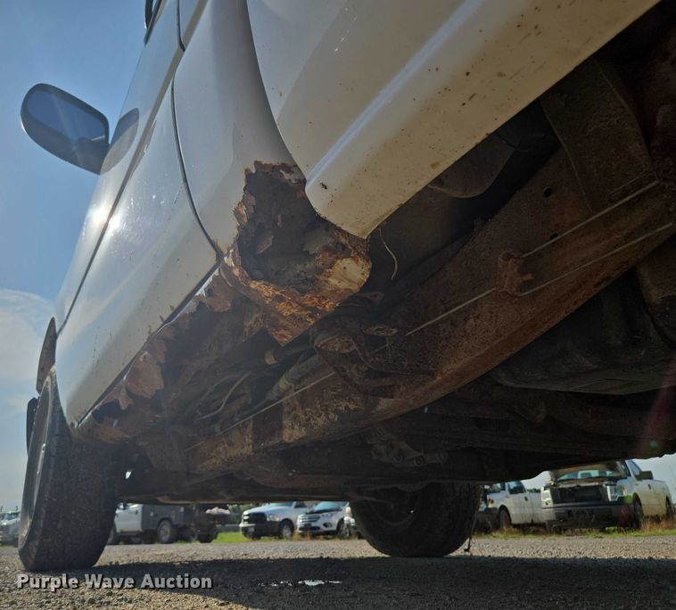 image for item EF1804 2007 GMC Sierra 1500 SL  pickup truck