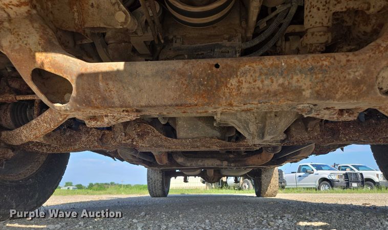 image for item EF1804 2007 GMC Sierra 1500 SL  pickup truck