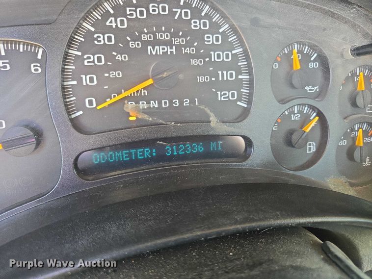 image for item EF1804 2007 GMC Sierra 1500 SL  pickup truck