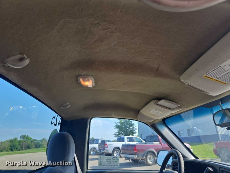 image for item EF1804 2007 GMC Sierra 1500 SL  pickup truck